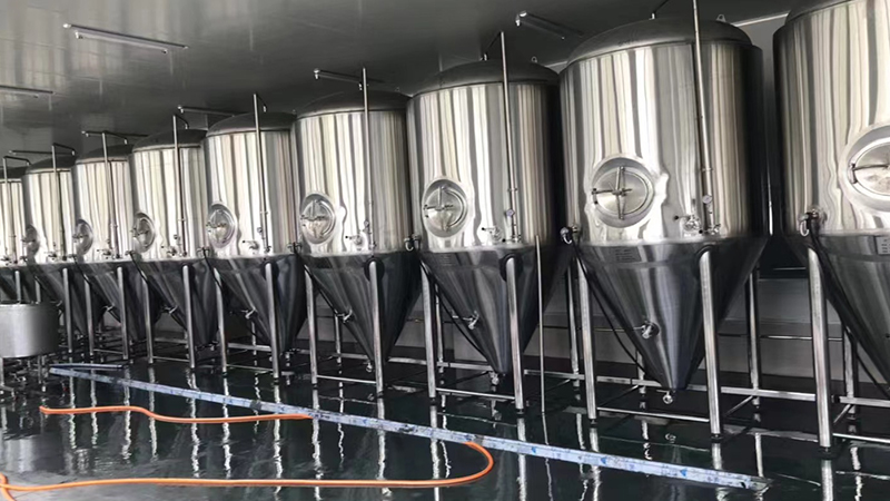 六盘水精酿啤酒设备厂—精酿啤酒设备主要生产工艺